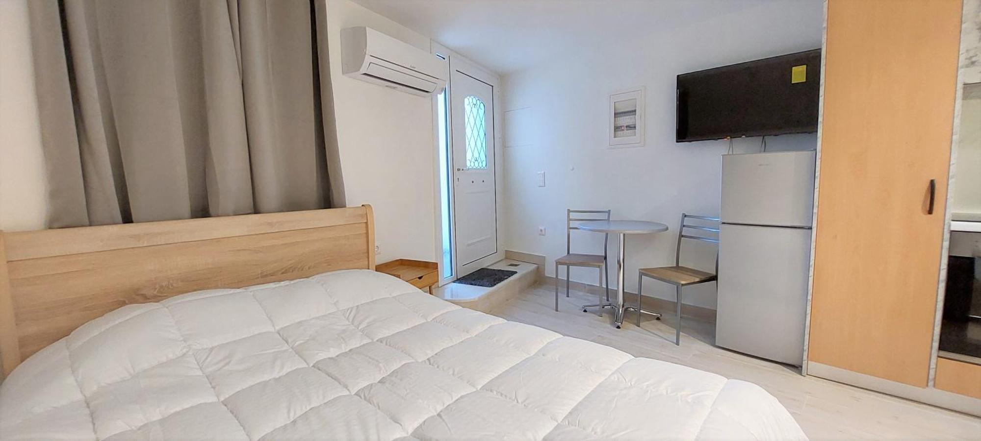 Athens Plaka Family Suites Rum bild